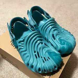 Salehebembury pollex clog tide color